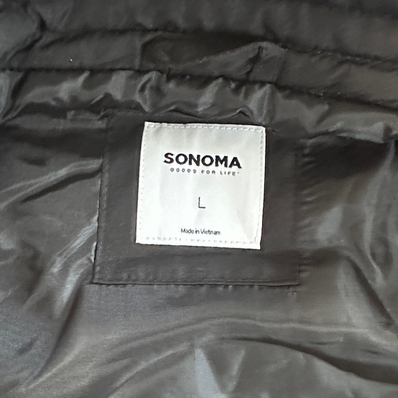 Sonoma Men's Black Puffer Vest - Picture 2 of 3